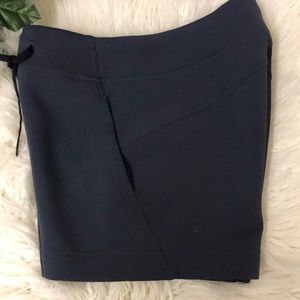 Lululemon shorts 6 Charcoal Grey